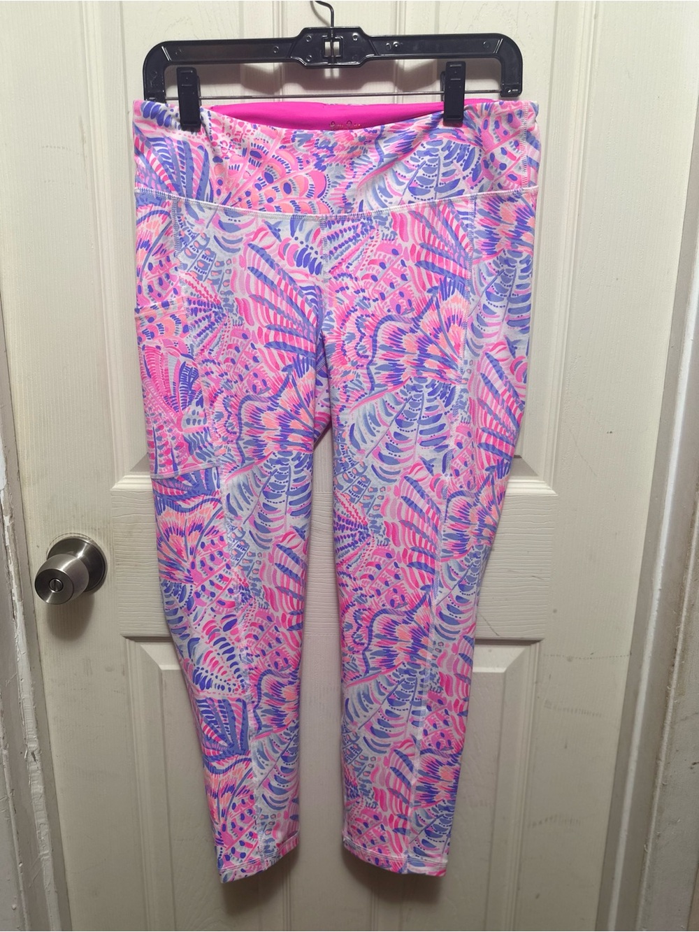 Lilly Pulitzer Luxletic Weekender Midi Legging Raz Berry Sea You Soon Sz L #576